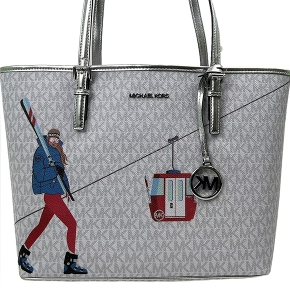 NWT Michael Kors Jet Set Girls Medium Csrry All Tote, Retail $368 - Picture 1 of 11